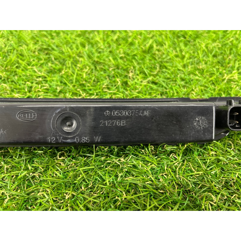 Повторитель стоп сигнала (оптика) Jeep Grand Cherokee WK2 2016 3.6 5303754AF