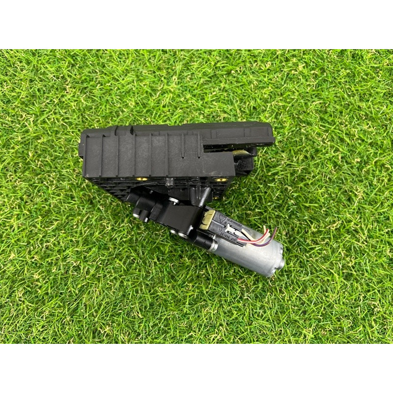 Моторчик регулировки сидения (электрика) PORSCHE CAYENNE 958 2012 4.8 0390203389