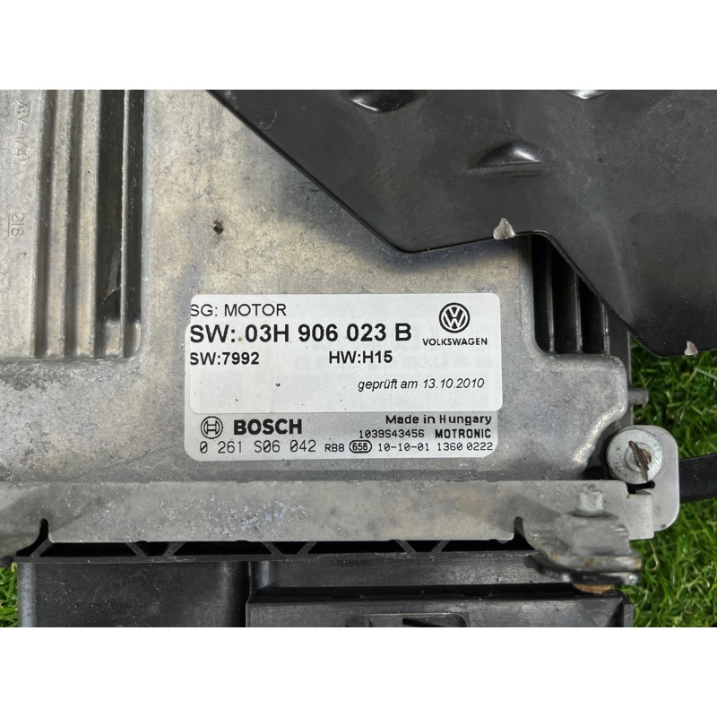 Блок управления двигателем (электрика / блоки управления) Volkswagen Touareg NF 2011 3.6 03H906023B