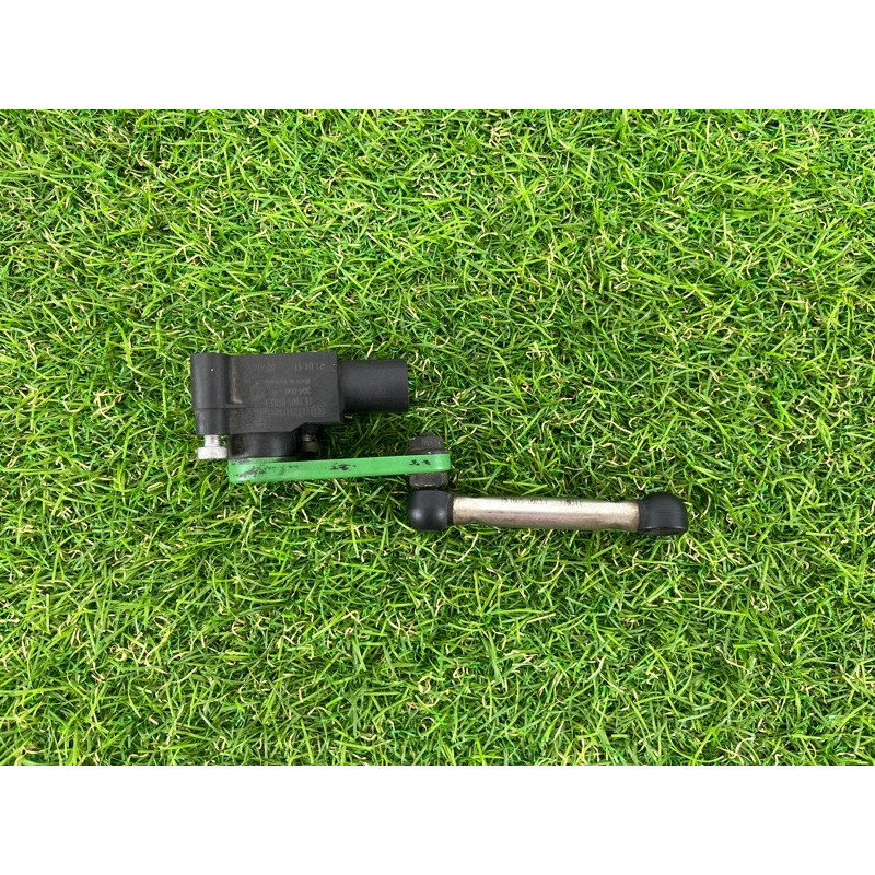 Датчик положения кузова (электрика / датчики) PORSCHE CAYENNE 958 2012 4.8 95833107700