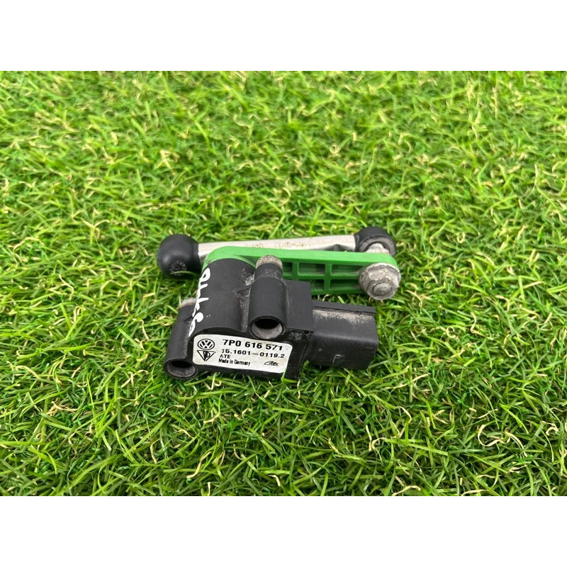 Датчик положения кузова (электрика / датчики) PORSCHE CAYENNE 958 2013 3.6 95833107700