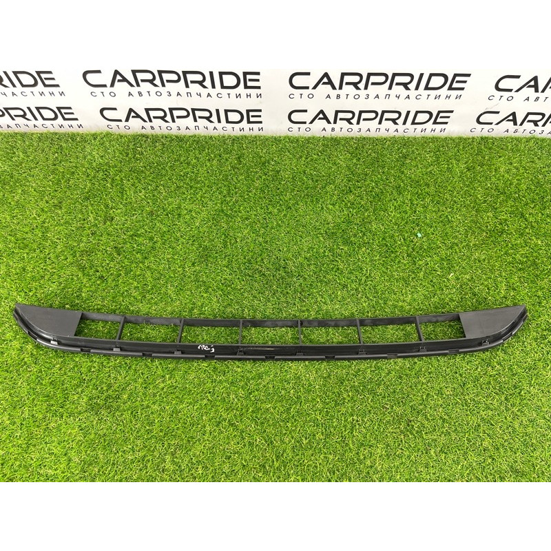 Решетка бампера (кузов и элементы) Volkswagen Touareg NF 2012 3.0 7P68536739B9