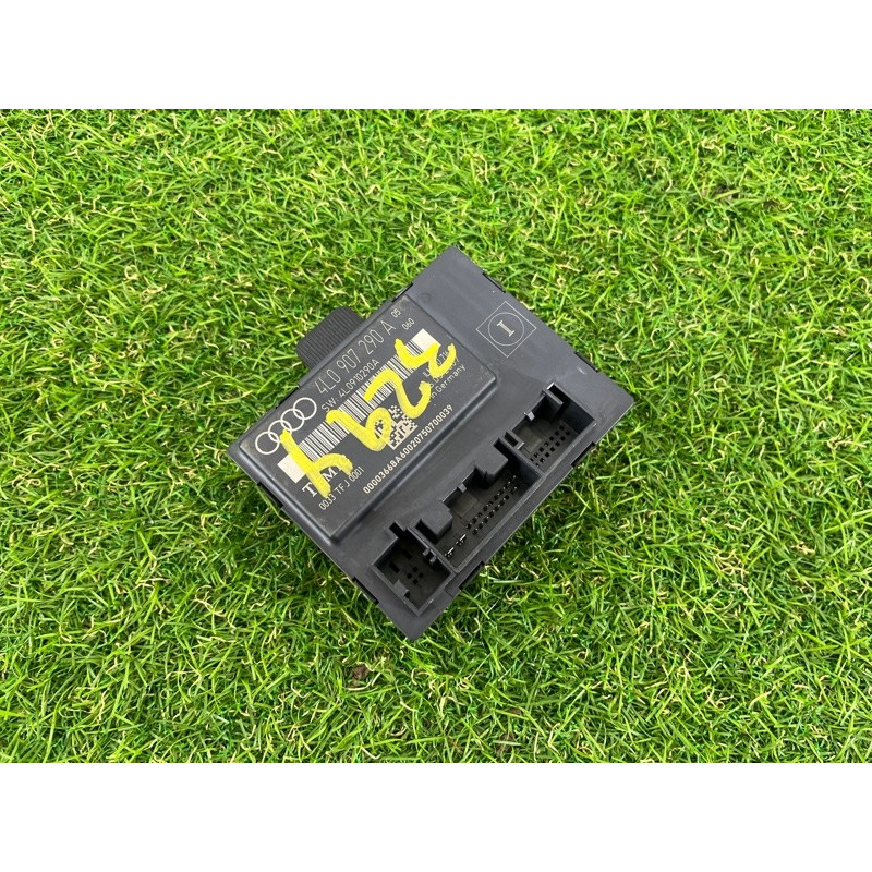 Блок комфорта (электрика / блок управления) AUDI Q7 4L 2007 3.6 4L0910290A