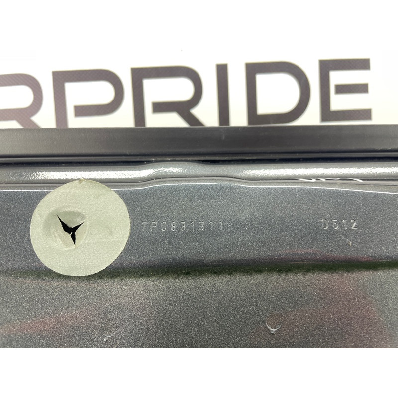 Дверь голая (наружные элементы кузова) Volkswagen Touareg NF 2012 3.6 7P0831055