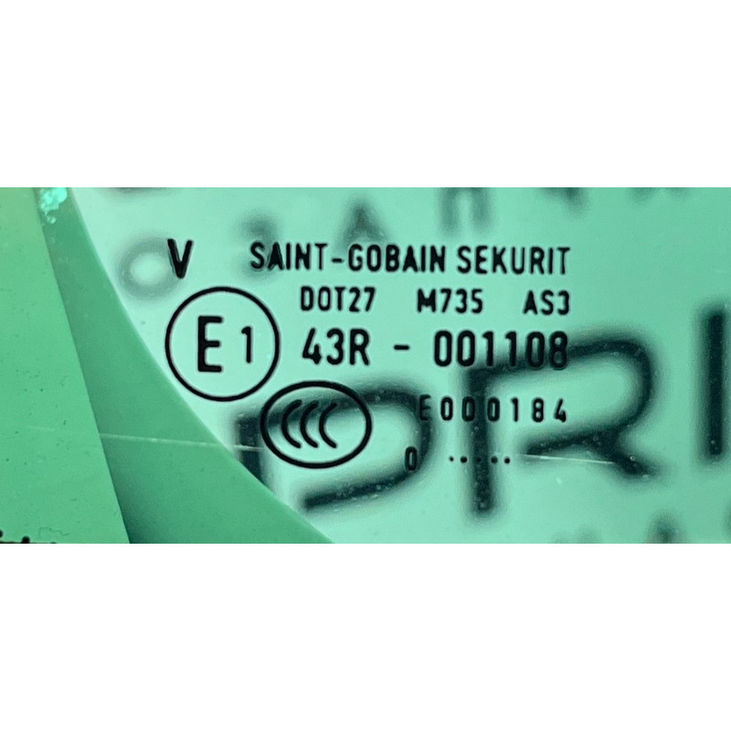 Стекло крышки багажника (стекла и зеркала) Volkswagen Touareg NF 2011 3.6 7P6845051ANVB