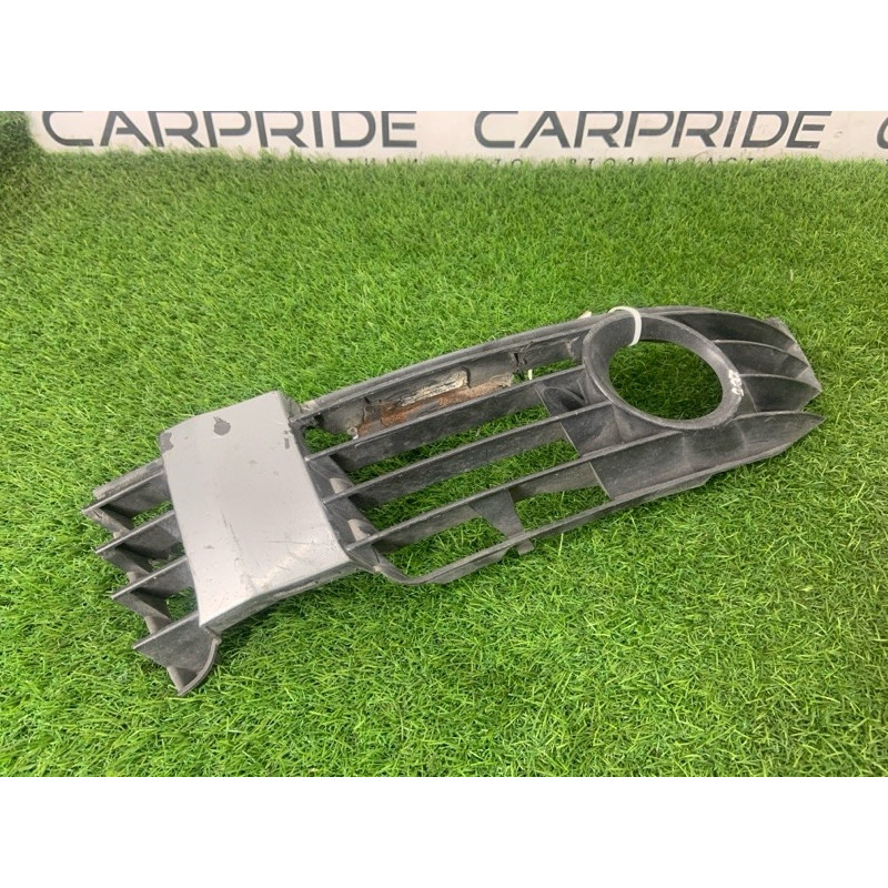 Накладка на бампер (кузов і елементи) Volkswagen Passat B5 2003 2.5 AKN 3B0853665L