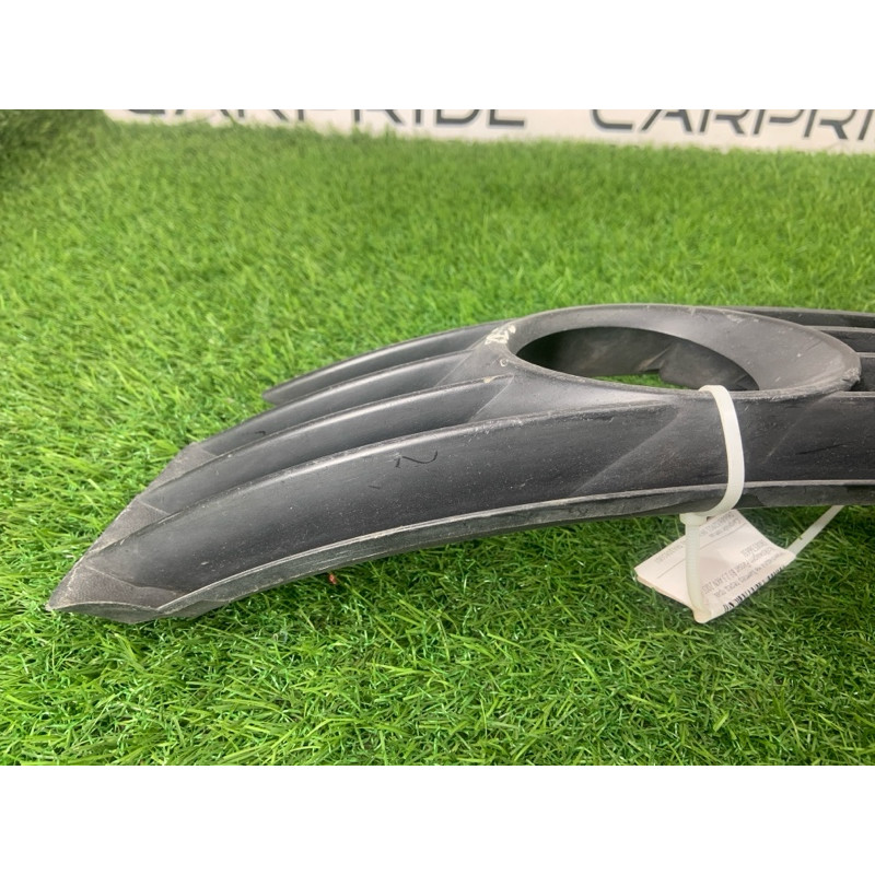 Накладка на бампер (кузов і елементи) Volkswagen Passat B5 2003 2.5 AKN 3B0853665L