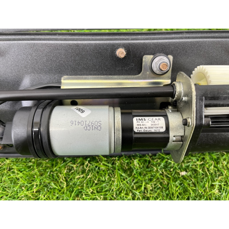 Кронштейн спойлера (кузов и элементы) AUDI A7 4G 2013 3.0 CGXB 4G8827948G