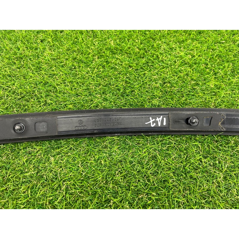 Повторювач стоп-сигналу (оптика) AUDI A7 4G 2013 3.0 CGXB 4G8945097