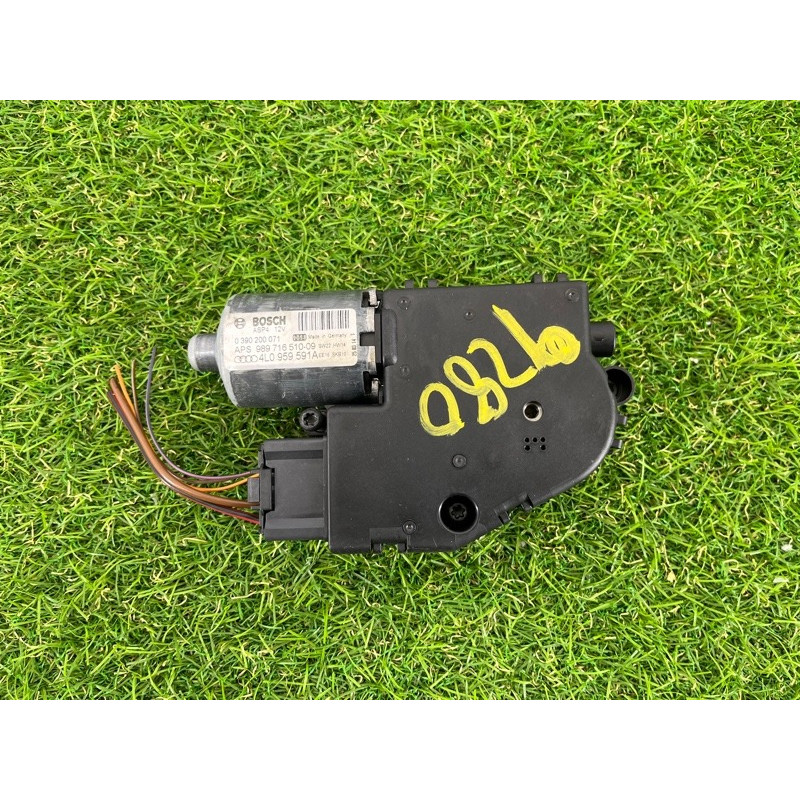 Мотор люка (электрика) AUDI Q7 4L 2014 3.0 TFSi CTWB 4L0959591A