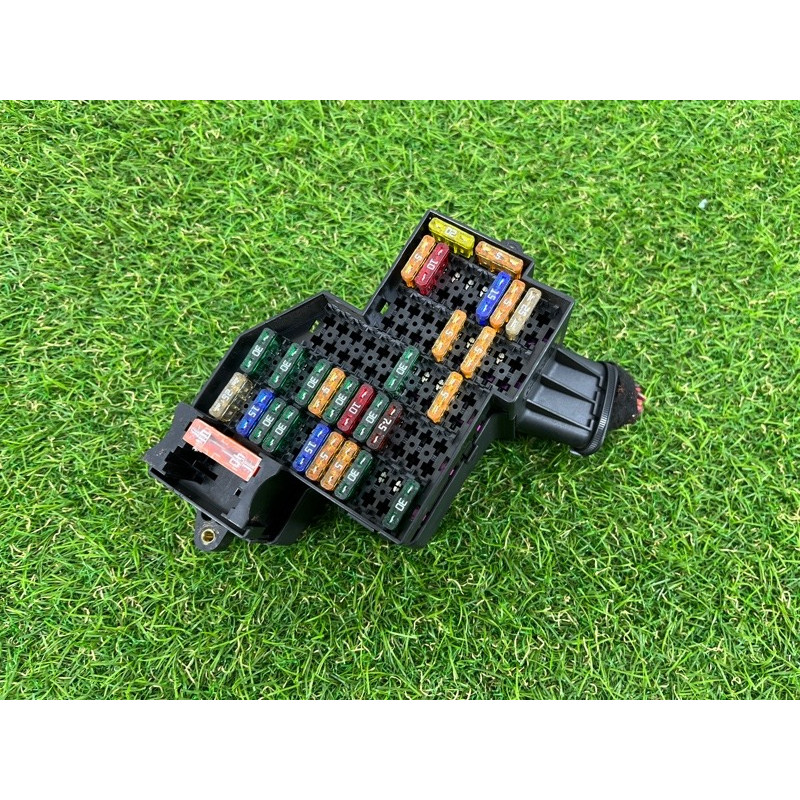 Блок запобіжників (електрика) PORSCHE CAYENNE 958 2012 4.8 7P0941828C