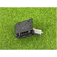 Моторчик регулировки сидения