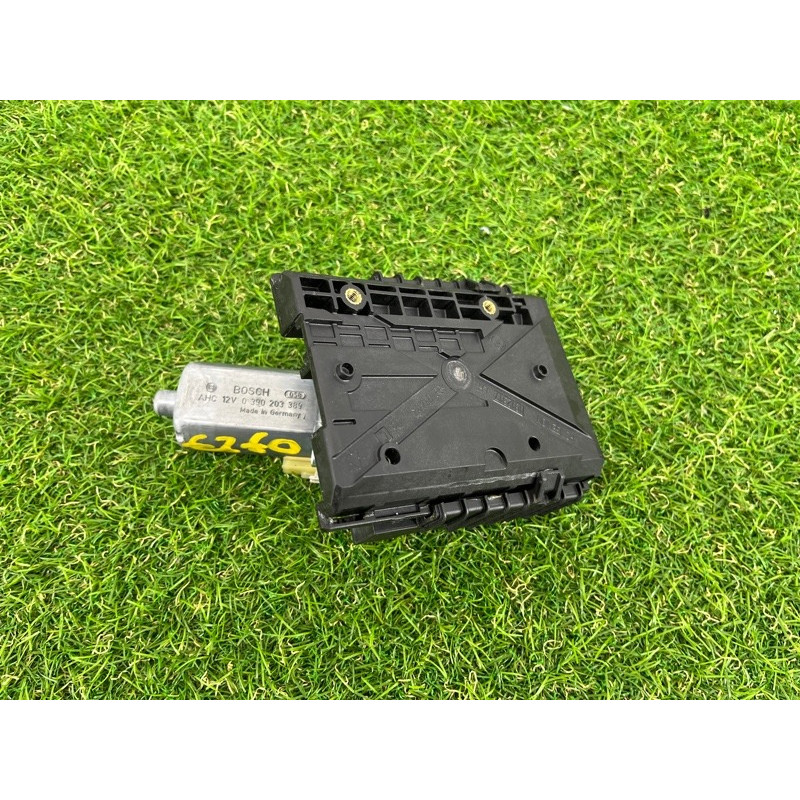 Моторчик регулировки сидения (электрика) PORSCHE CAYENNE 958 2012 4.8 0390203389