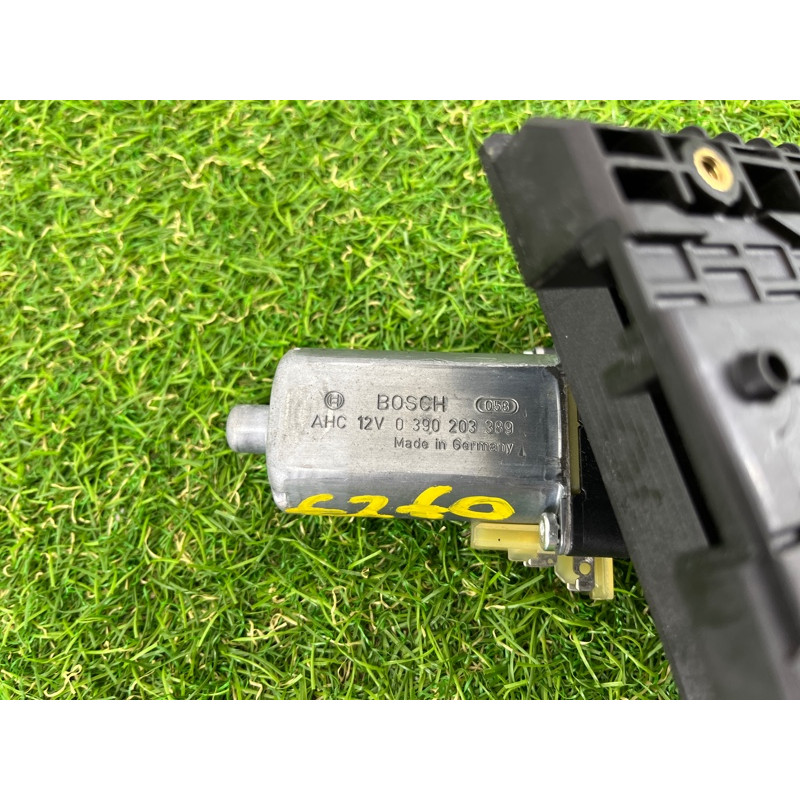 Моторчик регулировки сидения (электрика) PORSCHE CAYENNE 958 2012 4.8 0390203389