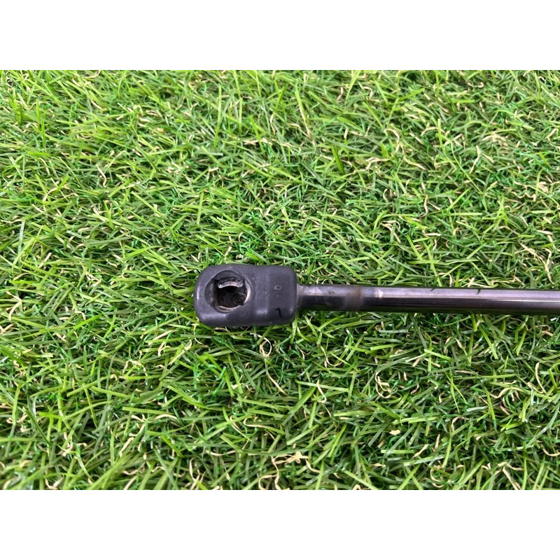 Амортизатор капота (кузов и элементы) PORSCHE CAYENNE 958 2012 4.8 95851135900