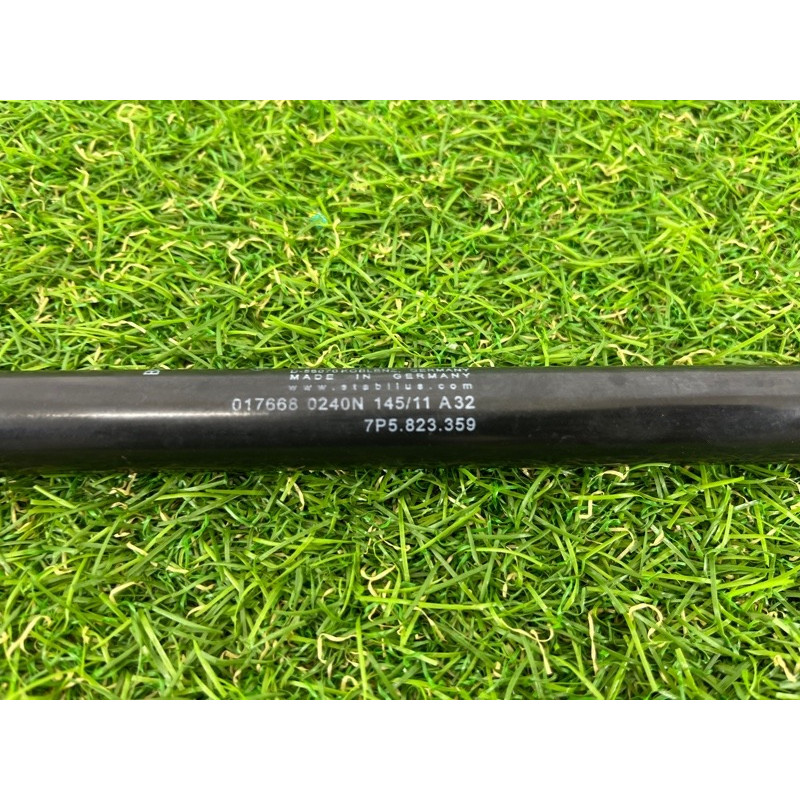 Амортизатор капота (кузов и элементы) PORSCHE CAYENNE 958 2012 4.8 95851135900