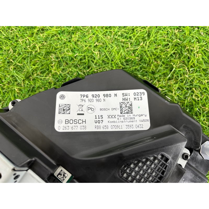 Панель приборов (салон) Volkswagen Touareg NF 2012 3.0 7P6920980N