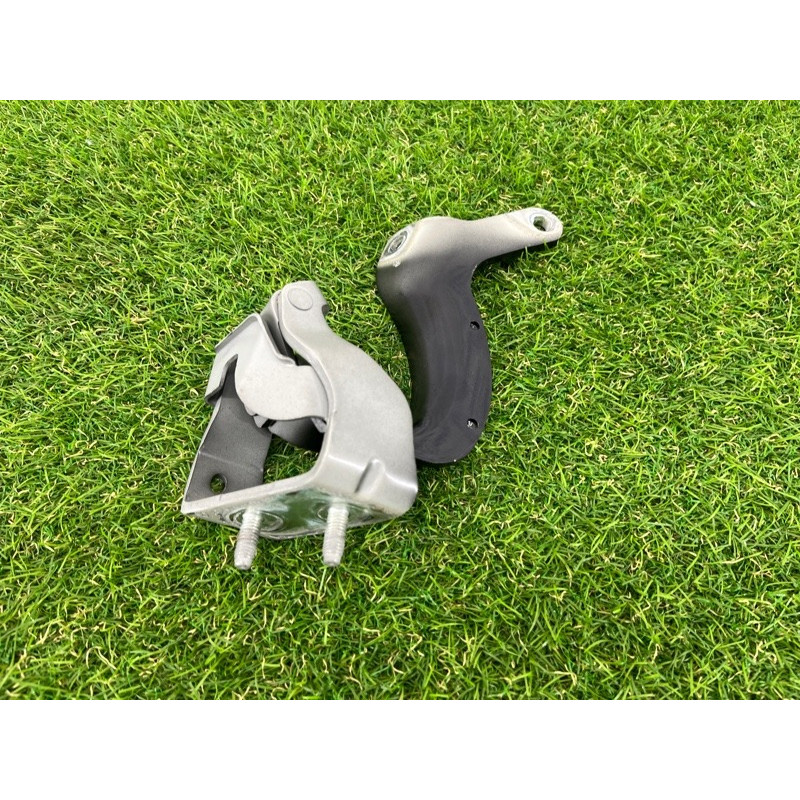 Петля багажника (кузов и элементы) AUDI Q7 4L 2007 3.6 4L0827299B