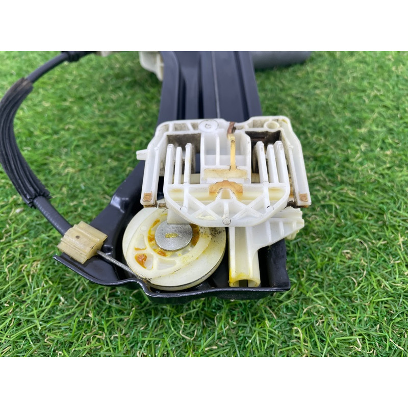 Механизм стеклоподъемника с мотором (кузов и элементы) BMW X5 E70 2012 3.0 N55 51357166381