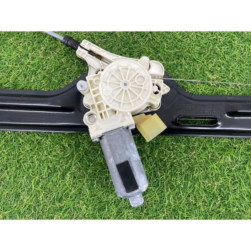 Механизм стеклоподъемника с мотором (кузов и элементы) BMW X5 E70 2012 3.0 N55 51337166380