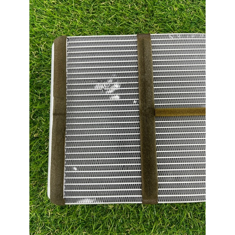 Радиатор печки (отопление и кондиционирование) AUDI A4 B8 2012 2.0 TFSI 8K0898037A