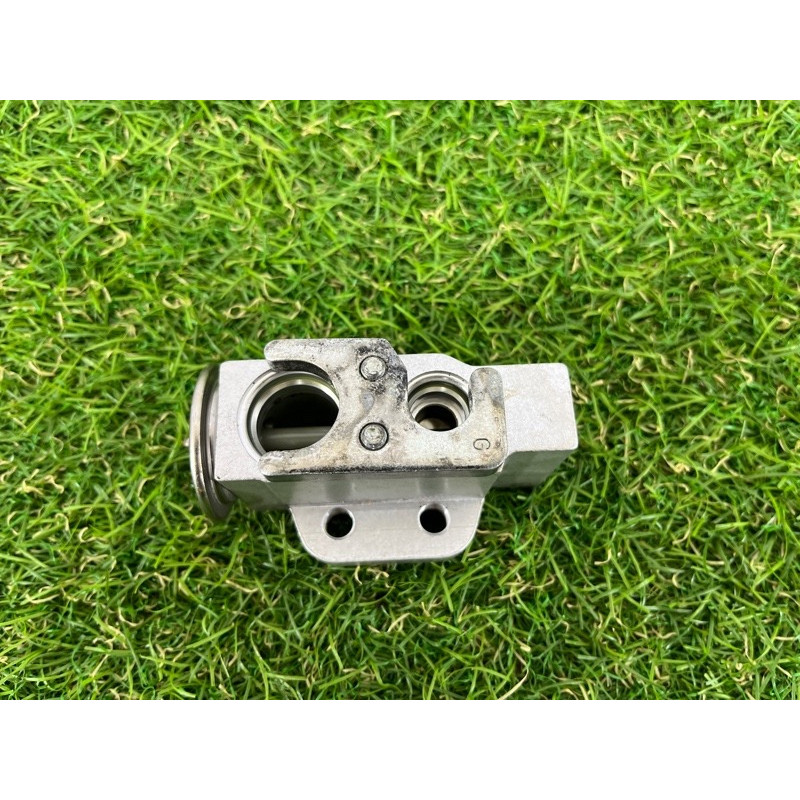 Клапан испарителя кондиционера (отопление и кондиционирование) AUDI A4 B8 2012 2.0 TFSI 8K0820679B