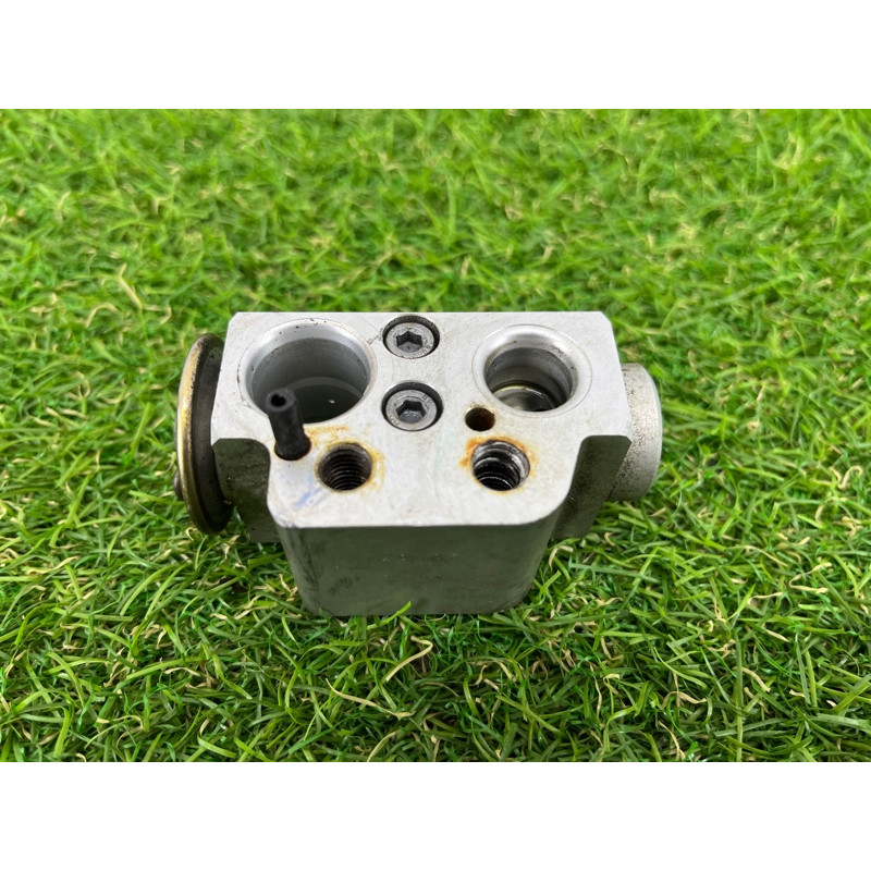 Клапан испарителя кондиционера (отопление и кондиционирование) AUDI Q7 4L 2007 3.6 7L0820679C