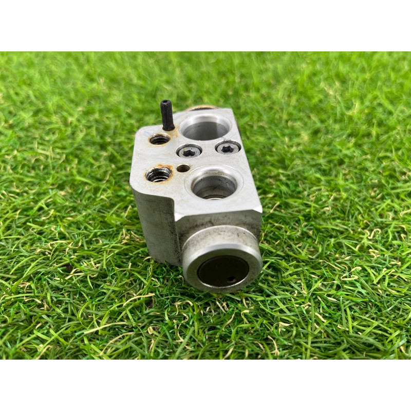 Клапан испарителя кондиционера (отопление и кондиционирование) AUDI Q7 4L 2007 3.6 7L0820679C