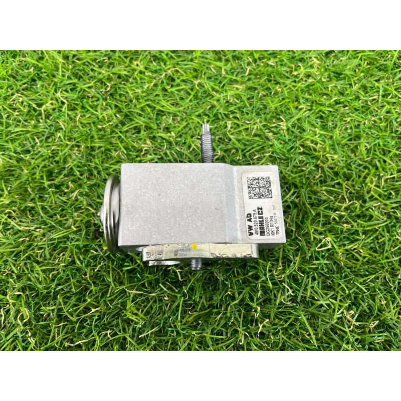 Клапан испарителя кондиционера (отопление и кондиционирование) AUDI Q7 4M 2018 3.0 TFSi 4M0820679A