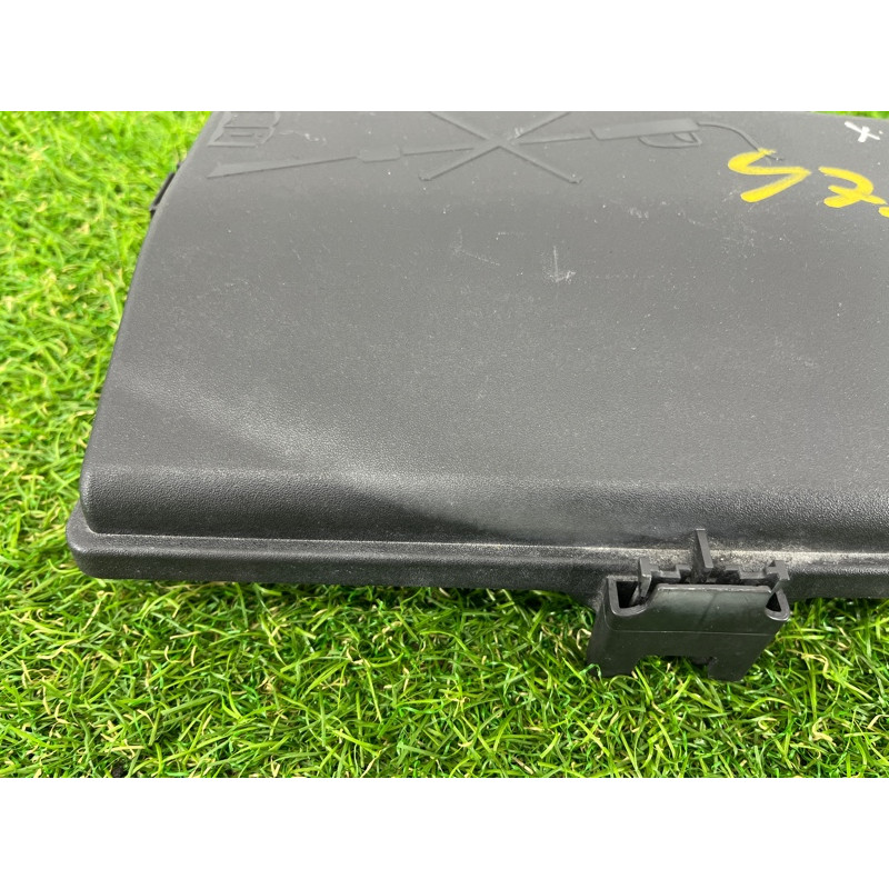 Крышка блока предохранителей (двигатель и элементы) CHEVROLET Cruze J300 2011 1.4 96999740