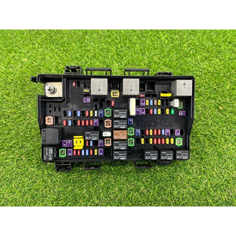 Блок предохранителей (электрика) Jeep Grand Cherokee WK2 2016 3.6 68251626AB