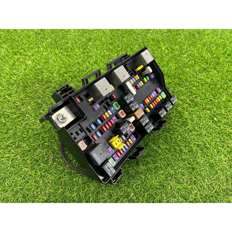 Блок предохранителей (электрика) Jeep Grand Cherokee WK2 2016 3.6 68251626AB