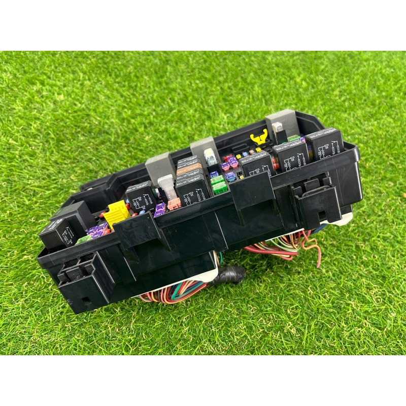 Блок предохранителей (электрика) Jeep Grand Cherokee WK2 2016 3.6 68251626AB