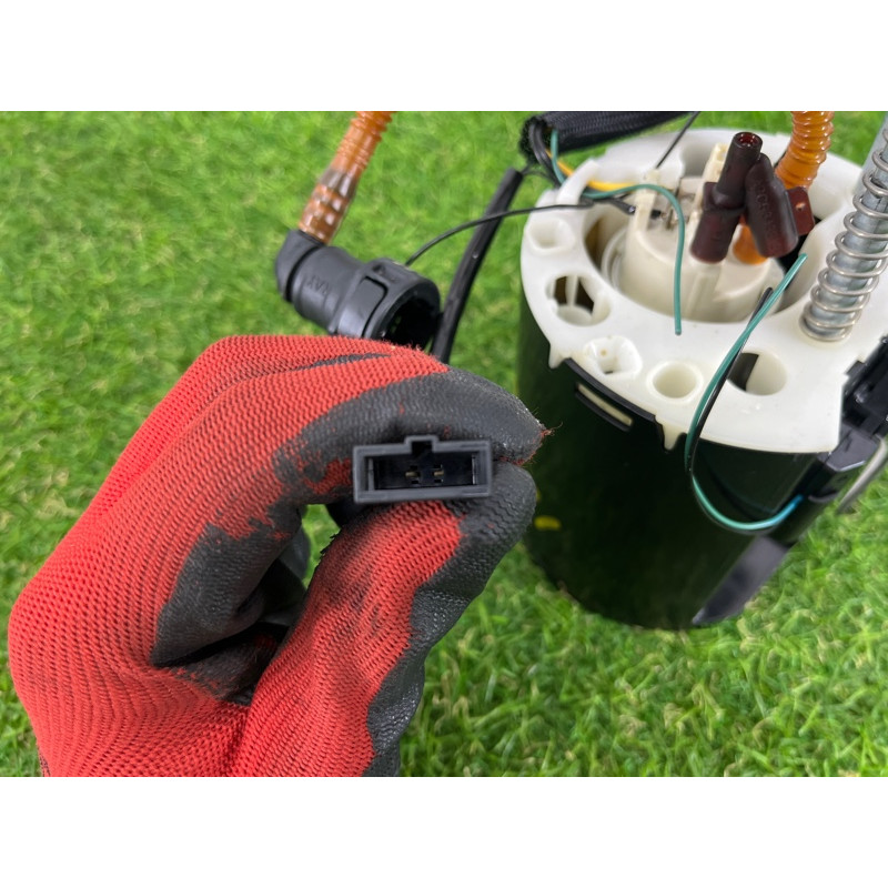 Топливный насос (топливная система) Volvo XC60 1 2015 31355023