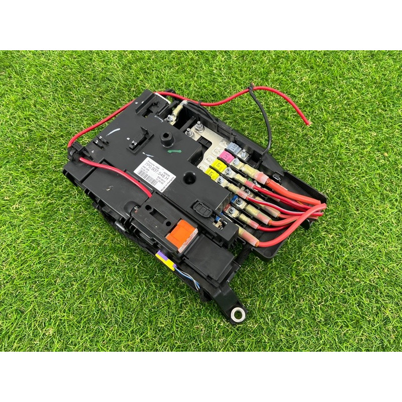 Распределитель B+, многоф. (электрика) PORSCHE CAYENNE 958 2013 3.6 95861030800