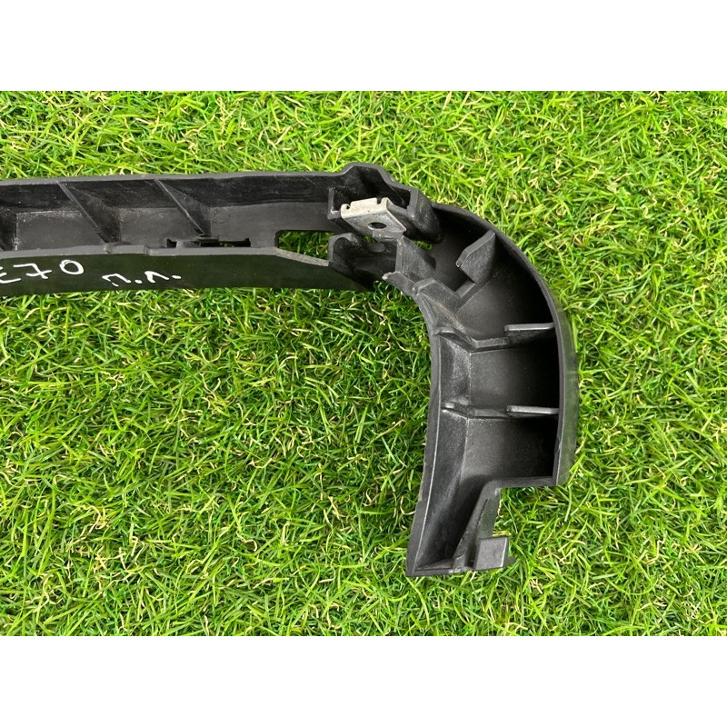 Крепление бампера (кузов и элементы) BMW X5 E70 2008 4.8 N62/TU 51117157987