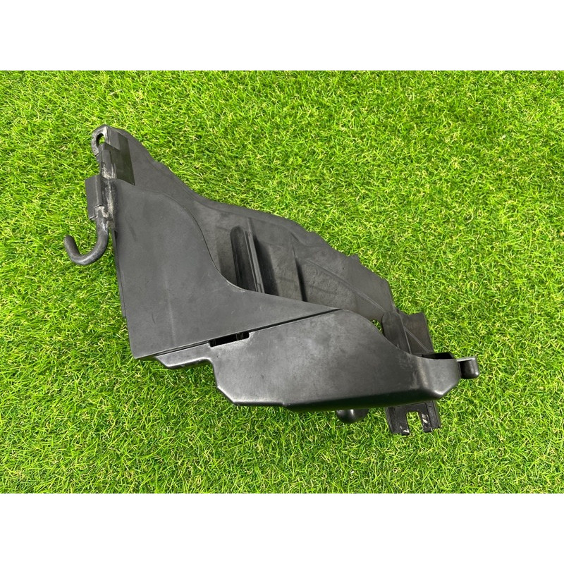 Кронштейн фары (кузов и элементы) AUDI Q7 4L 2014 3.0 TFSi CTWB 4L0941613B