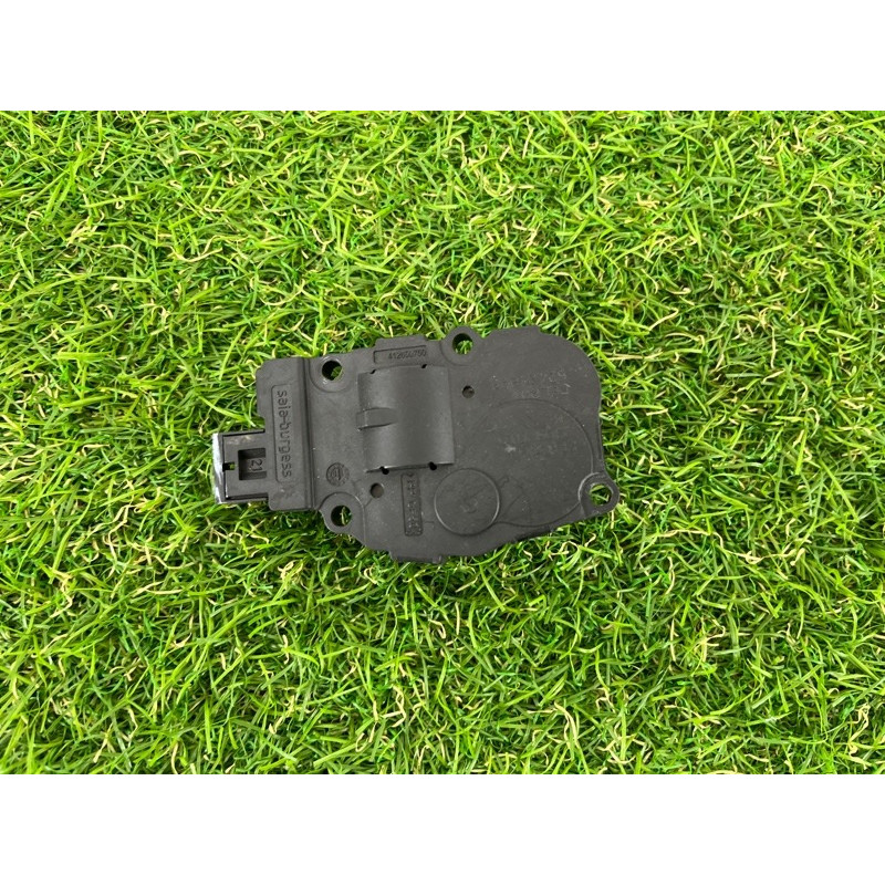 Привод заслонки отопителя (отопление и кондиционирование) Volkswagen Touareg NF 2011 3.6 7P0907511