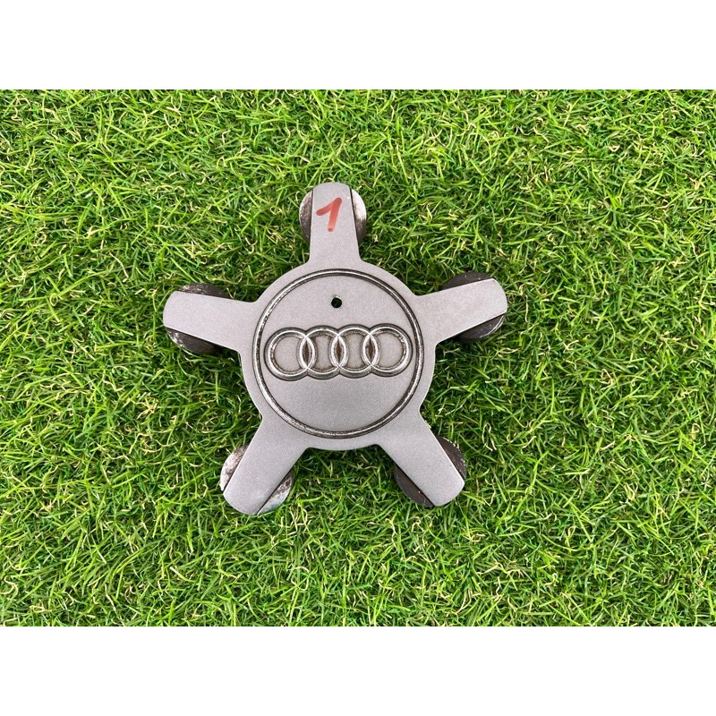 Колпачок колеса декоративный (аксессуары) AUDI A7 4G 2013 3.0 CGXB 4F0601165N