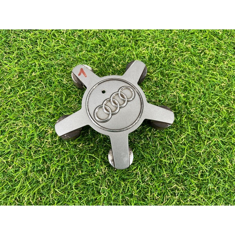 Колпачок колеса декоративный (аксессуары) AUDI A7 4G 2013 3.0 CGXB 4F0601165N