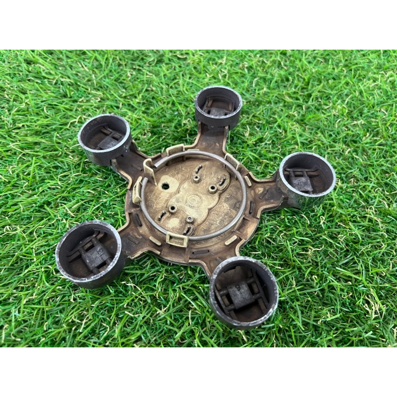 Колпачок колеса декоративный (аксессуары) AUDI A7 4G 2013 3.0 CGXB 4F0601165N