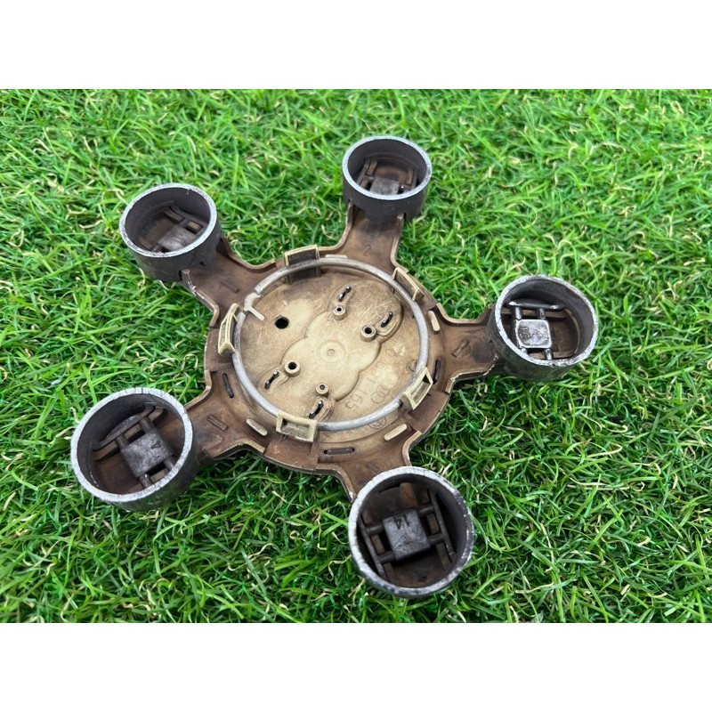 Колпачок колеса декоративный (аксессуары) AUDI A7 4G 2013 3.0 CGXB 4F0601165N