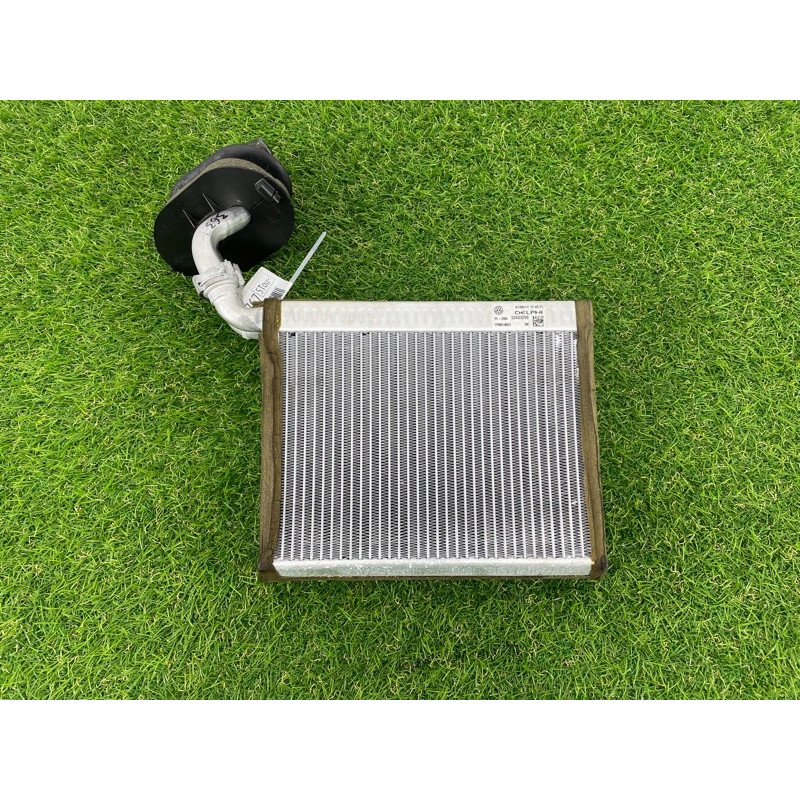 Радиатор печки (отопление и кондиционирование) Volkswagen Touareg NF 2012 3.0 7P0819031