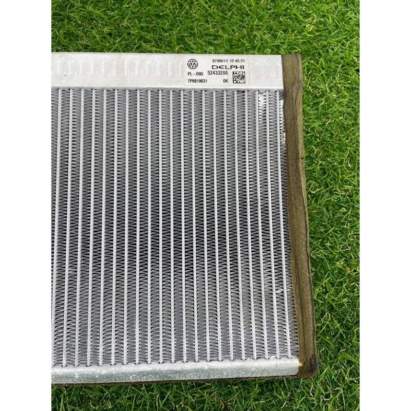 Радиатор печки (отопление и кондиционирование) Volkswagen Touareg NF 2012 3.0 7P0819031