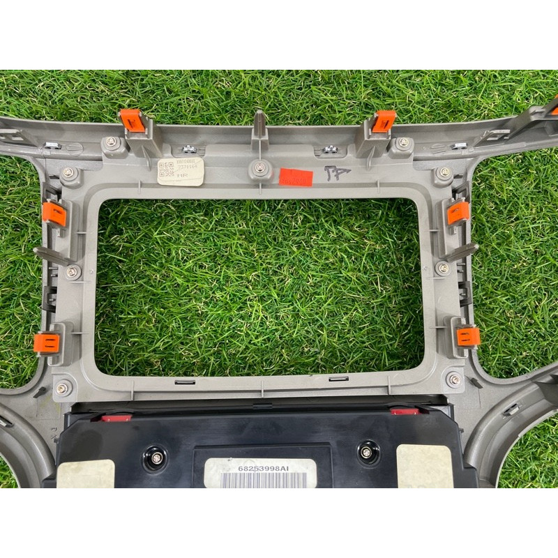 Блок управления климат-контролем (электрика / блок управления) Jeep Grand Cherokee WK2 2017 3.6 68253998AG