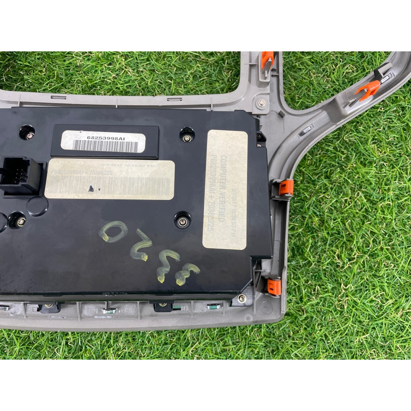 Блок управления климат-контролем (электрика / блок управления) Jeep Grand Cherokee WK2 2017 3.6 68253998AG