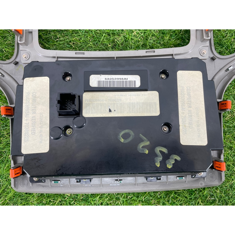 Блок управления климат-контролем (электрика / блок управления) Jeep Grand Cherokee WK2 2017 3.6 68253998AG