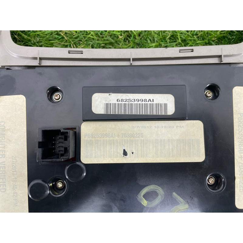 Блок управления климат-контролем (электрика / блок управления) Jeep Grand Cherokee WK2 2017 3.6 68253998AG