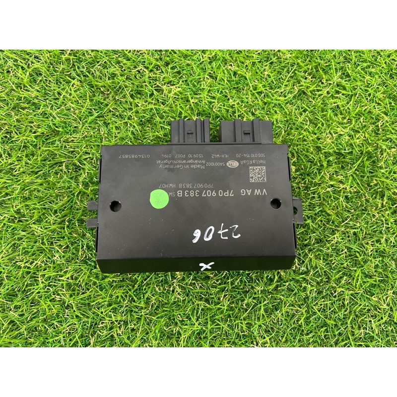 Блок управления фаркопа (электрика / блок управления) PORSCHE CAYENNE 958 2013 3.6 7P0907383B