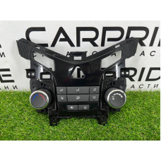 Блок управления климат-контролем